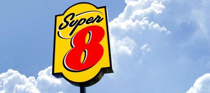 Super 8 By Wyndham Kansas City At Barry Road/Airport Экстерьер фото